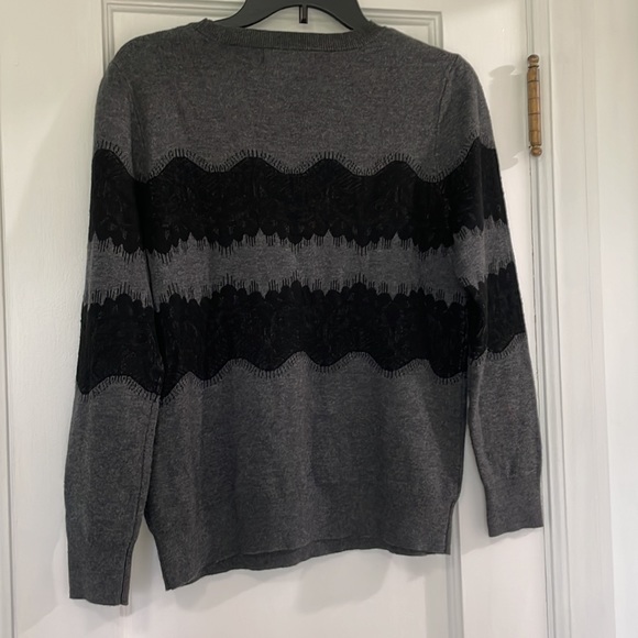 Banana Republic sweater with lace M petit - Picture 8 of 9